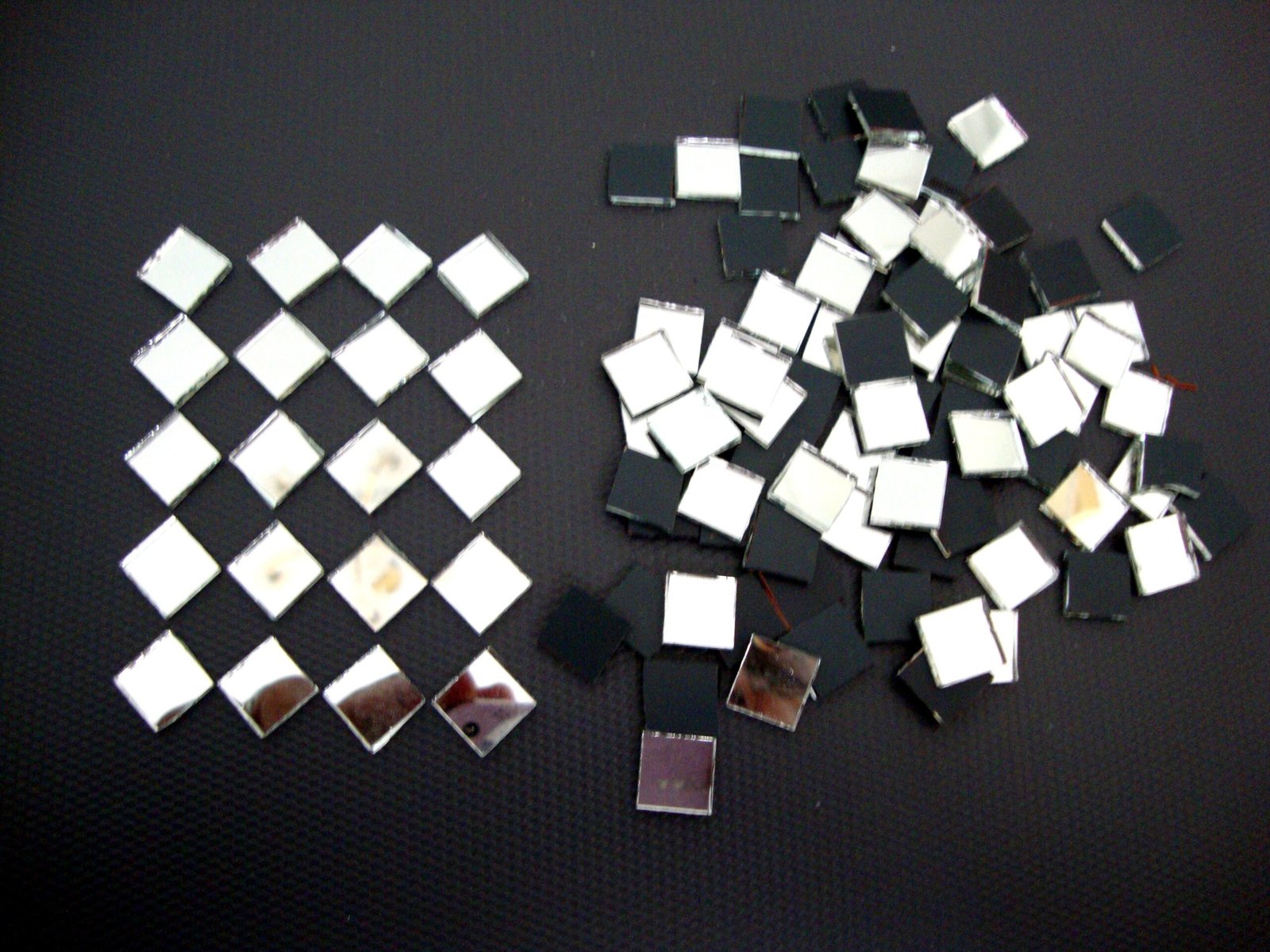 Silver mirror Glass, 1 x 1 cm, 1.8 mm thick. 300 pieces - Image 3