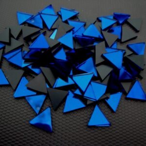 Mosaic 300 pieces triangular Royal blue mirror glass, 1x1x1 cm.