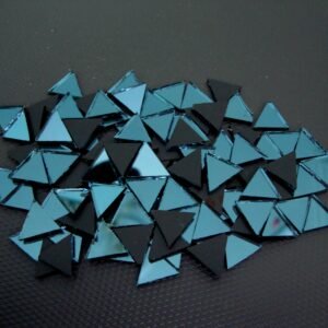 Mosaic 300 pieces triangular Azure blue mirror glass, 1x1x1 cm.