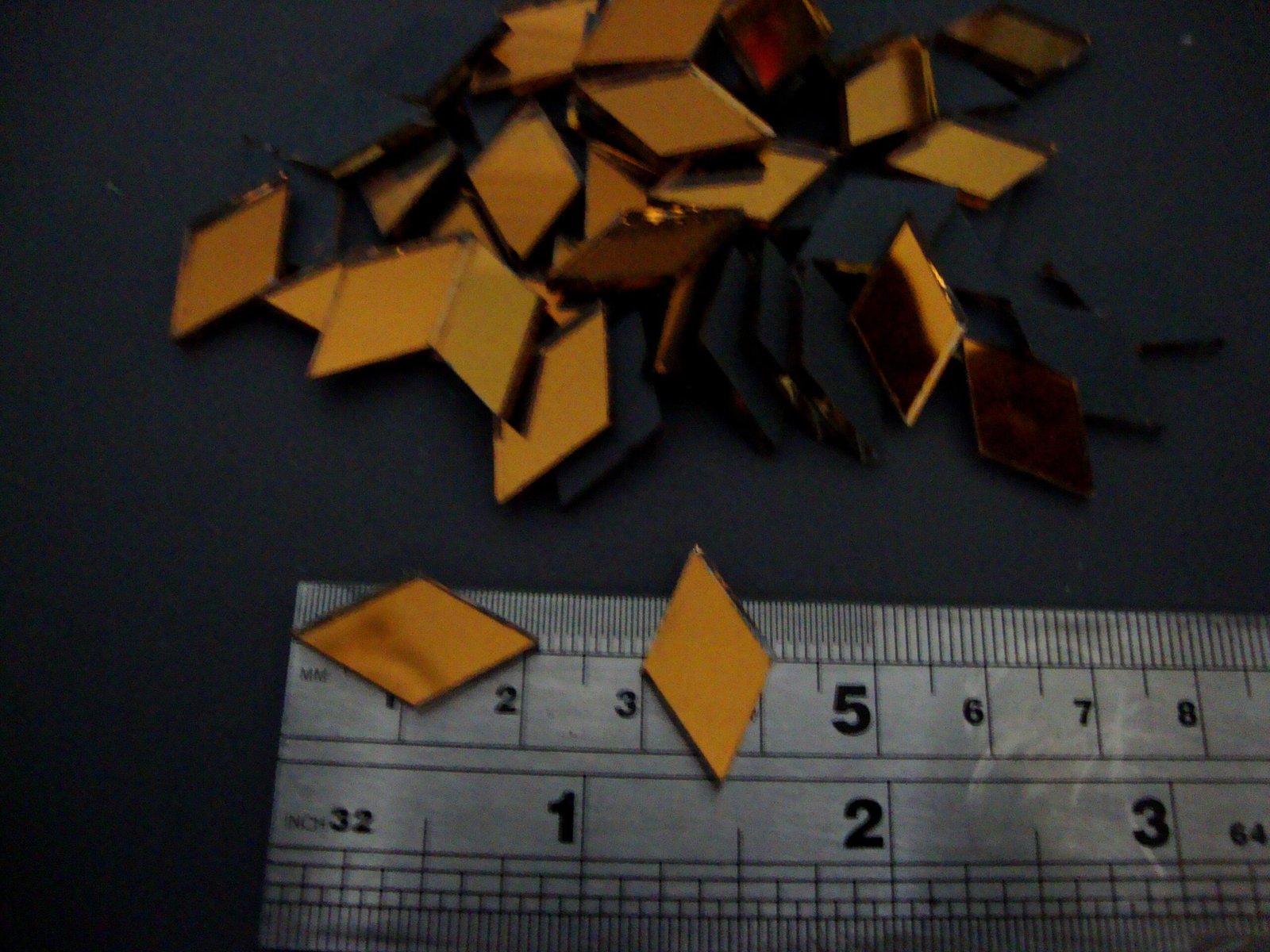 Mosaic 200 pieces Diamond shaped Burnt Orange mirror glass, 1x 2 cm. - Image 2