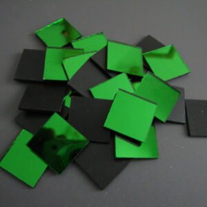 Mosaic 100 pieces Square shaped GREEN mirror glass, 2 x 2 cm.