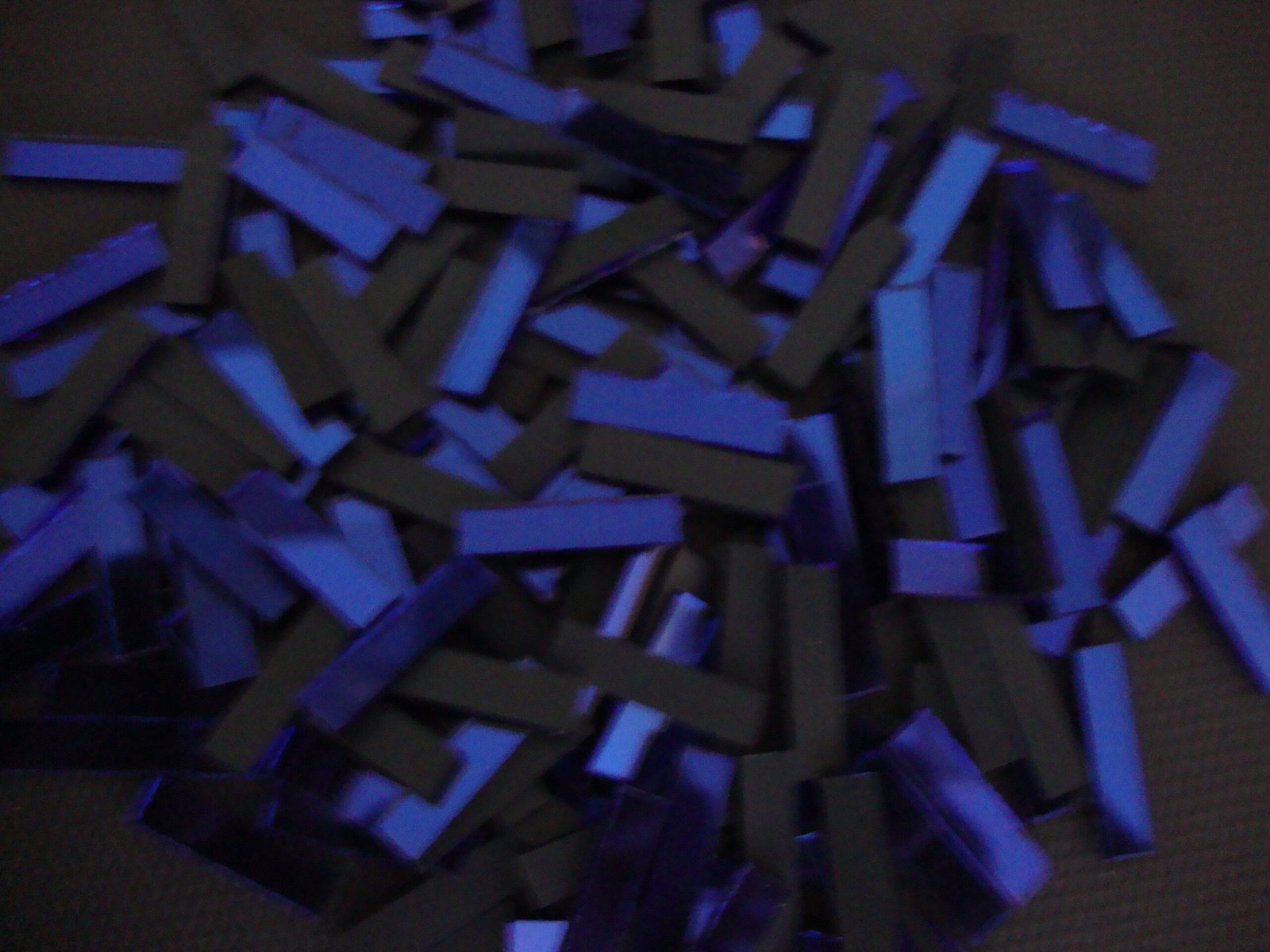 Mosaic 100 pieces Royal blue mirror glass strips, 2 x 0.5 cm. - Image 2